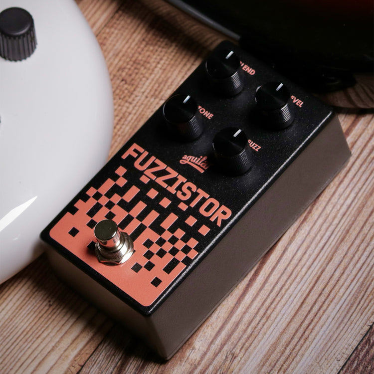 Aguilar-Fuzzistor-Bass-Fuzz-Pedal-lifestyle-1.jpg (750×750)